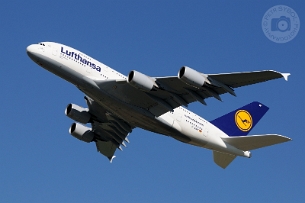 Airbus A380 poprvé v Praze